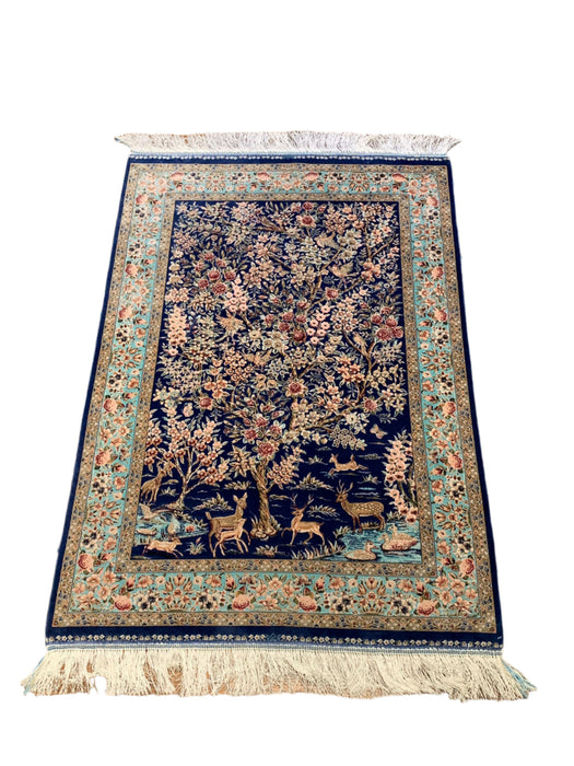 Exquisite 100% Silk Persian Qum Rug – Elegant and Luxurious, size 2' 6"x 4"