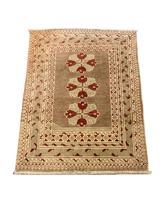 Hand-Knotted Sultanabad Vegetable-Dyed Wool Rug, 2' 6"x 3' 3" (K)