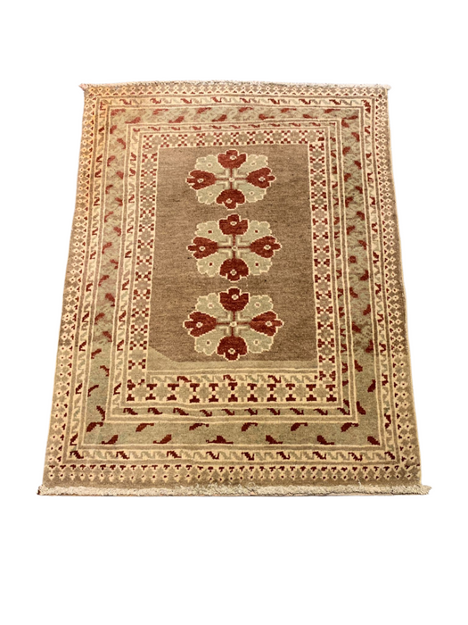 Hand-Knotted Sultanabad Vegetable-Dyed Wool Rug, 2' 6"x 3' 3" (K)