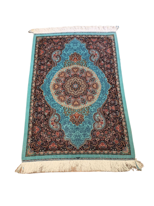 Exquisite 100% Silk Persian Tabriz Rug – Elegant and Luxurious, size 2' 6"x 4"