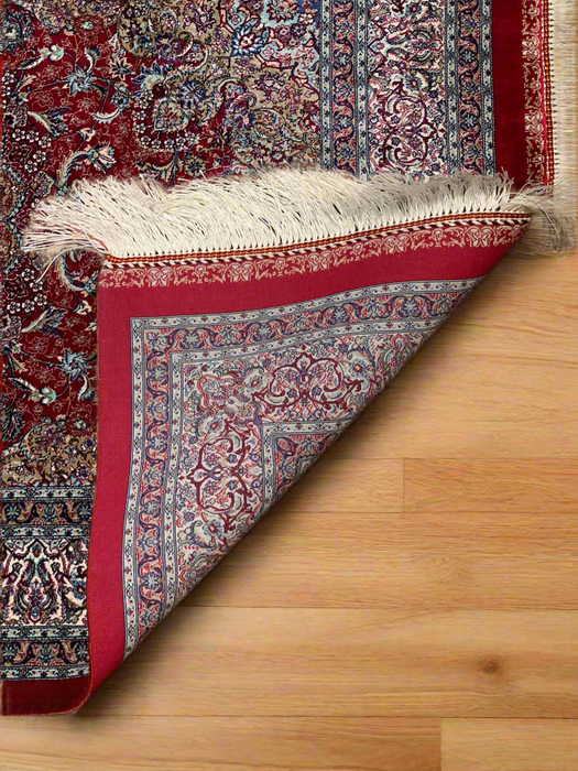 Exquisite 100% Silk Kashan Rug – Elegant and Luxurious, size 2' 6" x 4"