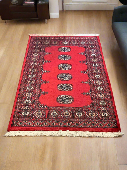Hand-Knotted Pakistani Bokhara Rug – 100% Wool, 2' 7" x 3' 10" (M)