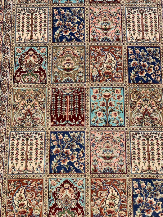 Exquisite 100% Silk Persian Bakhtiar Rug – Elegant and Luxurious, size 2' 6"x 4"