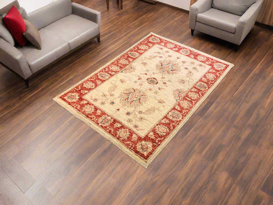 Hand-Knotted Sultanabad Vegetable-Dyed Wool Rug, 2' 8" x 3' 11" (K)