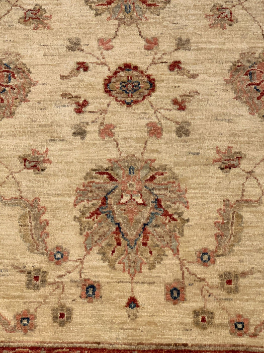 Hand-Knotted Sultanabad Vegetable-Dyed Wool Rug, 2' 8" x 3' 11" (K)
