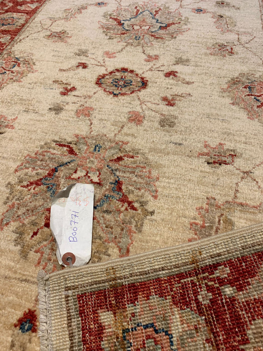 Hand-Knotted Sultanabad Vegetable-Dyed Wool Rug, 2' 8" x 3' 11" (K)