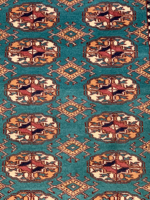 Hand-Knotted Pakistani Bokhara Rug – 100% Wool, 2' 8"x 4' 2" (M)