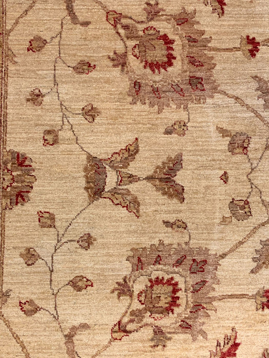 Hand-Knotted Sultanabad Vegetable-Dyed Wool Rug, 7' 11" x 10' 4" (K)