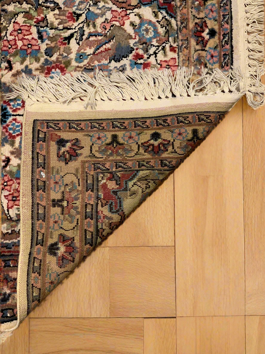 Hand-Knotted Pakistan Kashmiri Silk Wool Blend Rug, size 2' 7" x 4" (E)