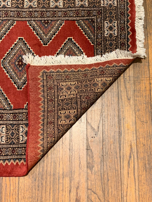 Hand-Knotted Pakistani Bokhara Rug – 100% Wool, 2' 7" x 4"  (M)