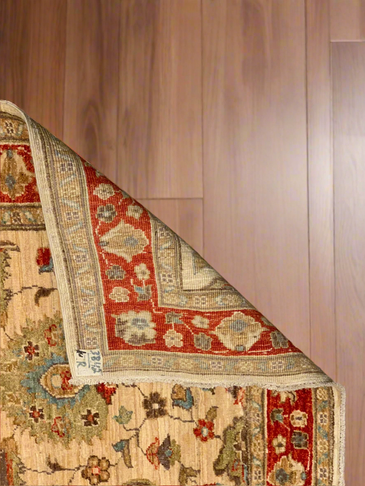 Hand-Knotted Sultanabad Vegetable-Dyed Wool Rug Size ; 2' 9" x 9' 7"