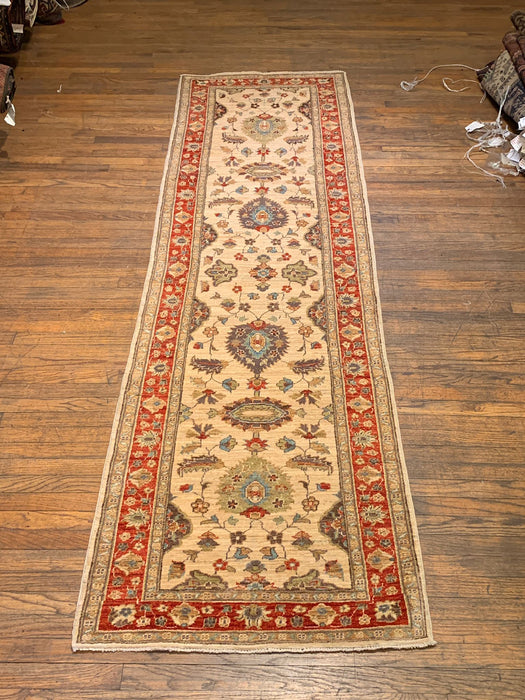 Hand-Knotted Sultanabad Vegetable-Dyed Wool Rug Size ; 2' 9" x 9' 7"