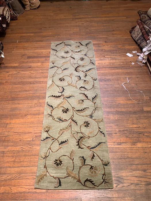 Persian-Inspired. Modern Defined. Turkish Made Rug, 2' 5" x 7' 9" (O)