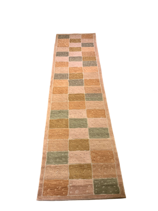 Persian-Inspired. Modern Defined. Turkish Made Rug, 2' 5" x 10' (O)