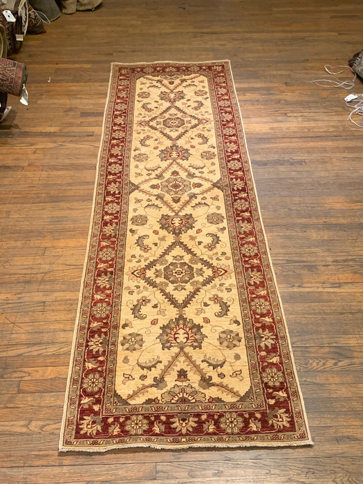 Hand-Knotted Sultanabad Vegetable-Dyed Wool Rug, 2' 10" x 9' 9" (K)