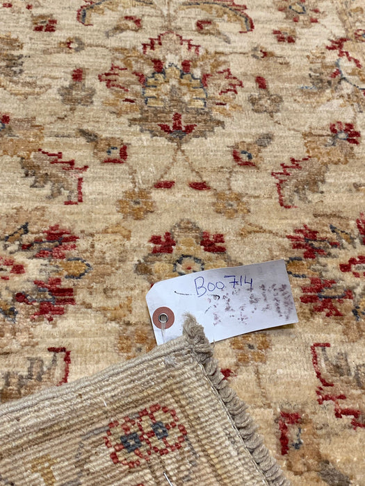 Hand-Knotted Sultanabad Vegetable-Dyed Wool Rug Size ; 2' 7" x 10' 4"