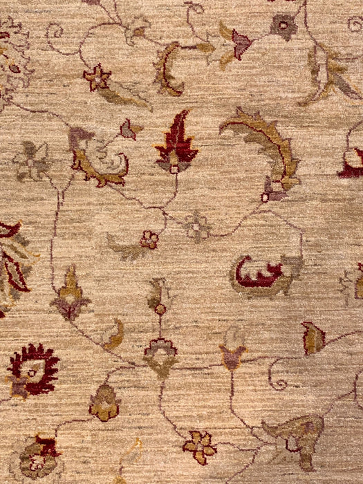 Hand-Knotted Sultanabad Vegetable-Dyed Wool Rug, 8' x 10' (K)