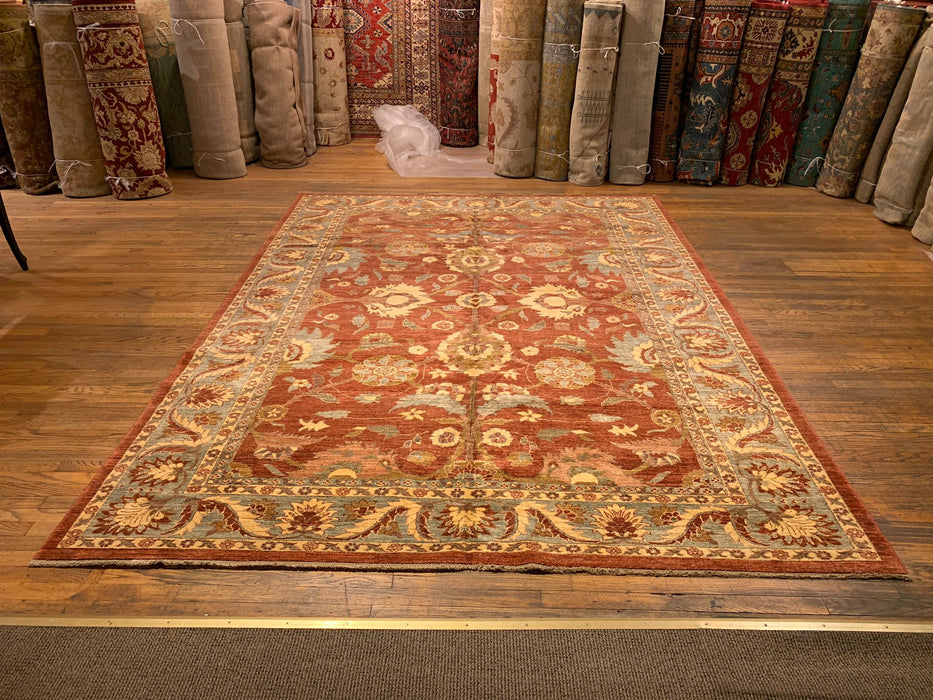 Hand-Knotted Sultanabad Vegetable-Dyed Wool Rug, 8' x 11' (K)