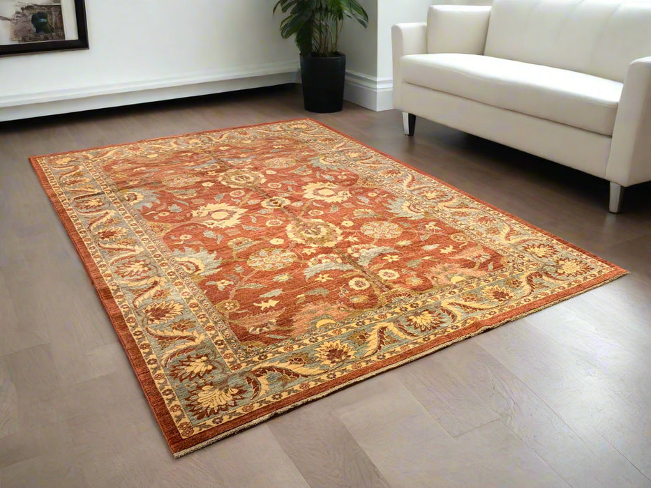 Hand-Knotted Sultanabad Vegetable-Dyed Wool Rug, 8' x 11' (K)