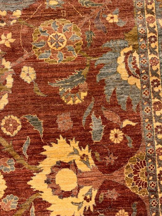 Hand-Knotted Sultanabad Vegetable-Dyed Wool Rug, 8' x 11' (K)