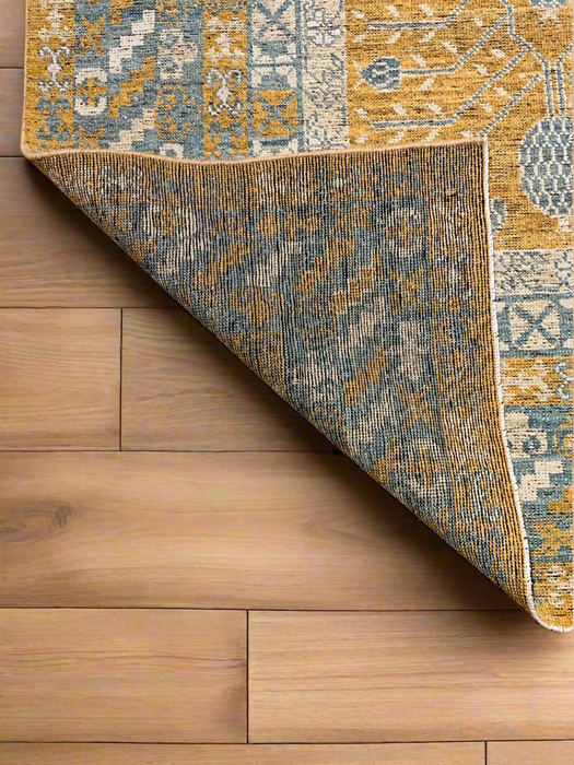 Khotan Pomegranate design Oriental Rug, 8' x 10' (D)