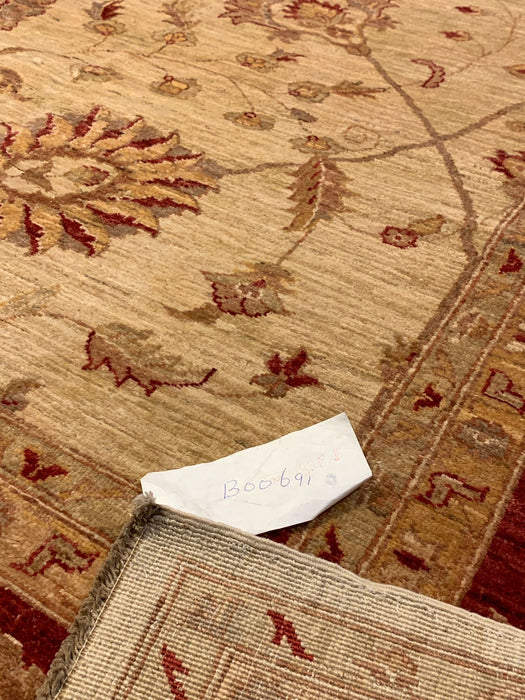 Hand-Knotted Sultanabad Vegetable-Dyed Wool Rug, 8' 1" x 9' 8" (K)