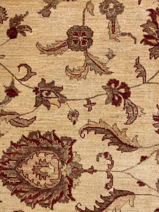 Hand-Knotted Sultanabad Vegetable-Dyed Wool Rug, 7' 11" x 10' (K)