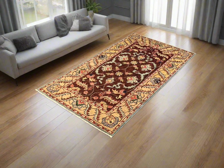 Hand-Knotted Sultanabad Vegetable-Dyed Wool Rug, 2' 8" x 4' 10" (K)
