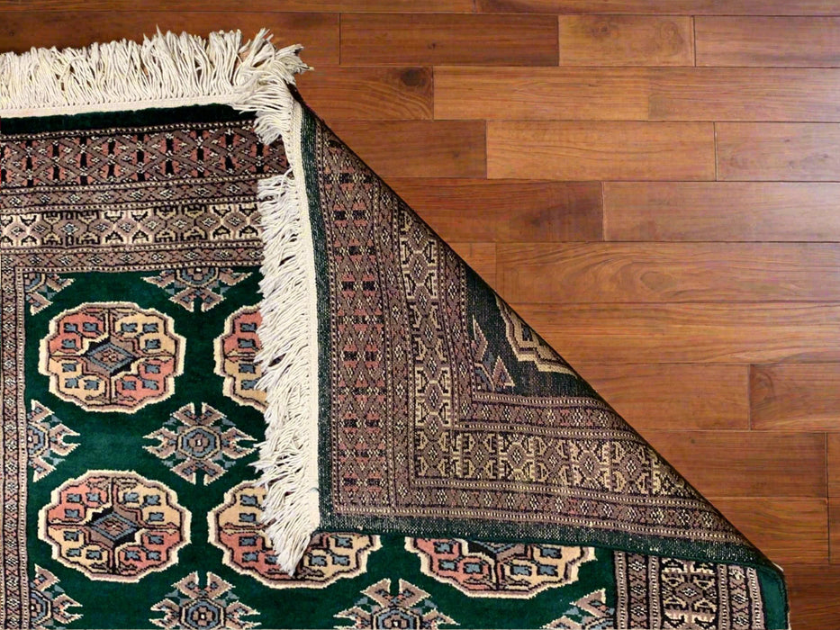 Hand-Knotted Pakistan Kashmiri Silk Wool Blend Rug, 3' x 4' 10" (E)