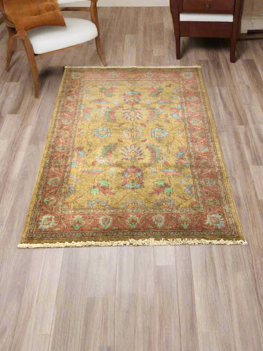 Hand-Knotted Sultanabad Vegetable-Dyed Wool Rug, 3' 4" x 5' (K)