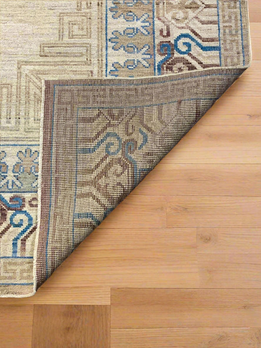 Khotan Pomegranate design Oriental Rug, 6' 3" x 9' 1" (D)