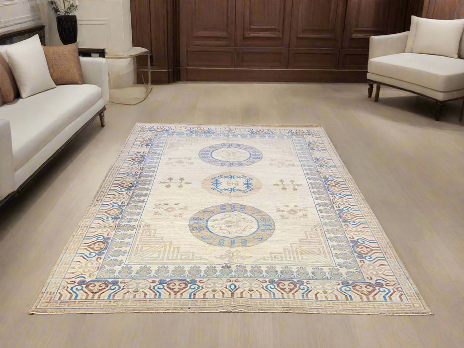 Khotan Pomegranate design Oriental Rug, 6' 3" x 9' 1" (D)