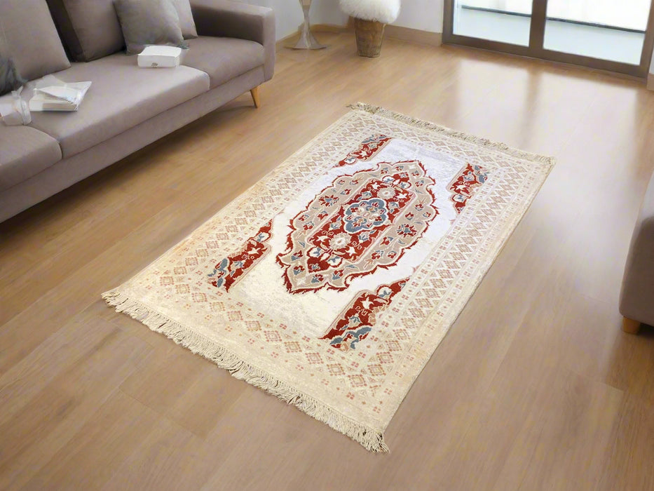 Hand-Knotted Pakistan Kashmiri Silk Wool Blend Rug, 3' 1" x 4' 10" (E)