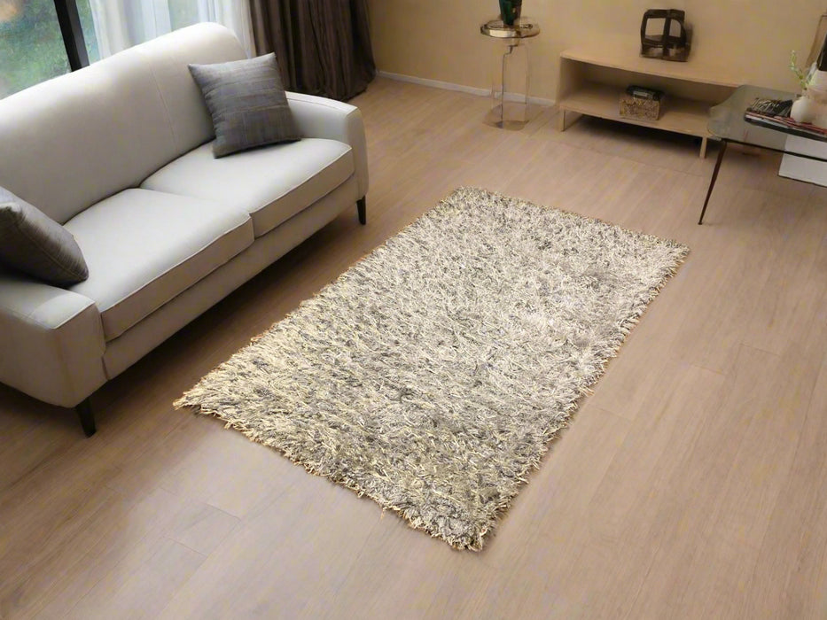 Modern Defined Shag. Turkish Made Rug, 2' 10" x 4' 9"