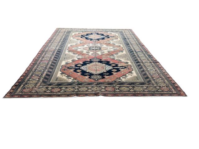 Terkaman 100% Wool Hand Made Oriental Rug 7'5" x 10'