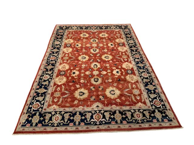 Sultanabad 100% wool Oriental Rug, size 8'7" x 12'1"