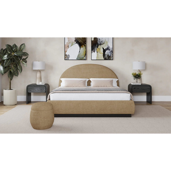 Charleston Upholstered Platform Bed in Chenille