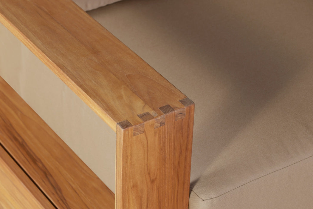 Paradiso Outdoor Teak Natural Arm Chair