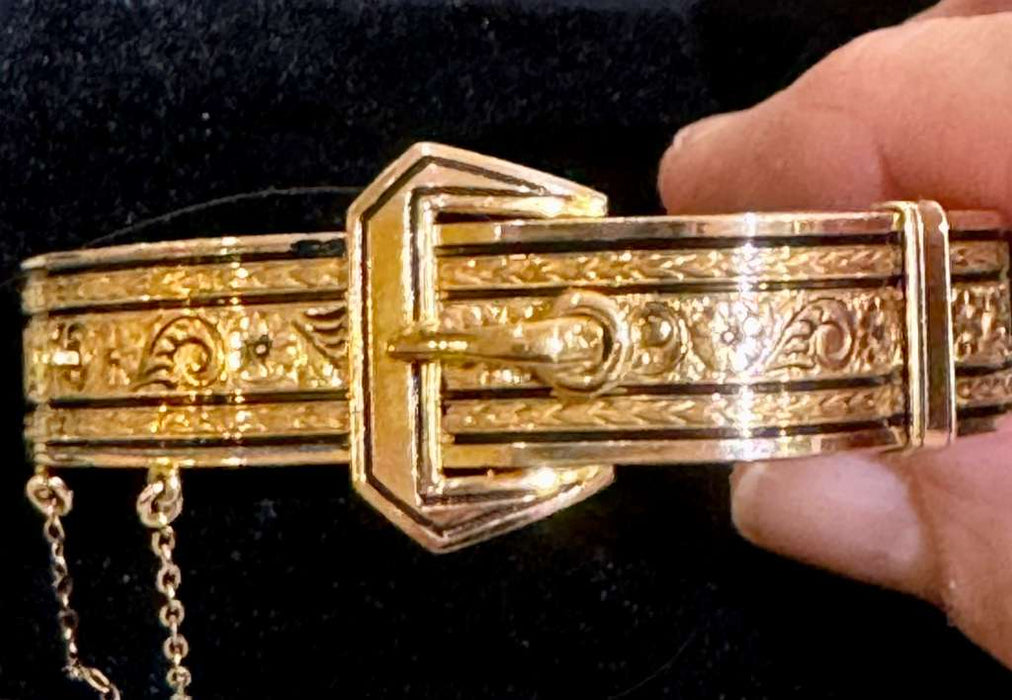 GF 1900's Buckle with enamel bracelet