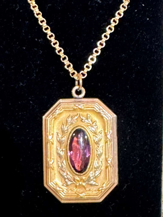GF Art Nouv Locket Purple
