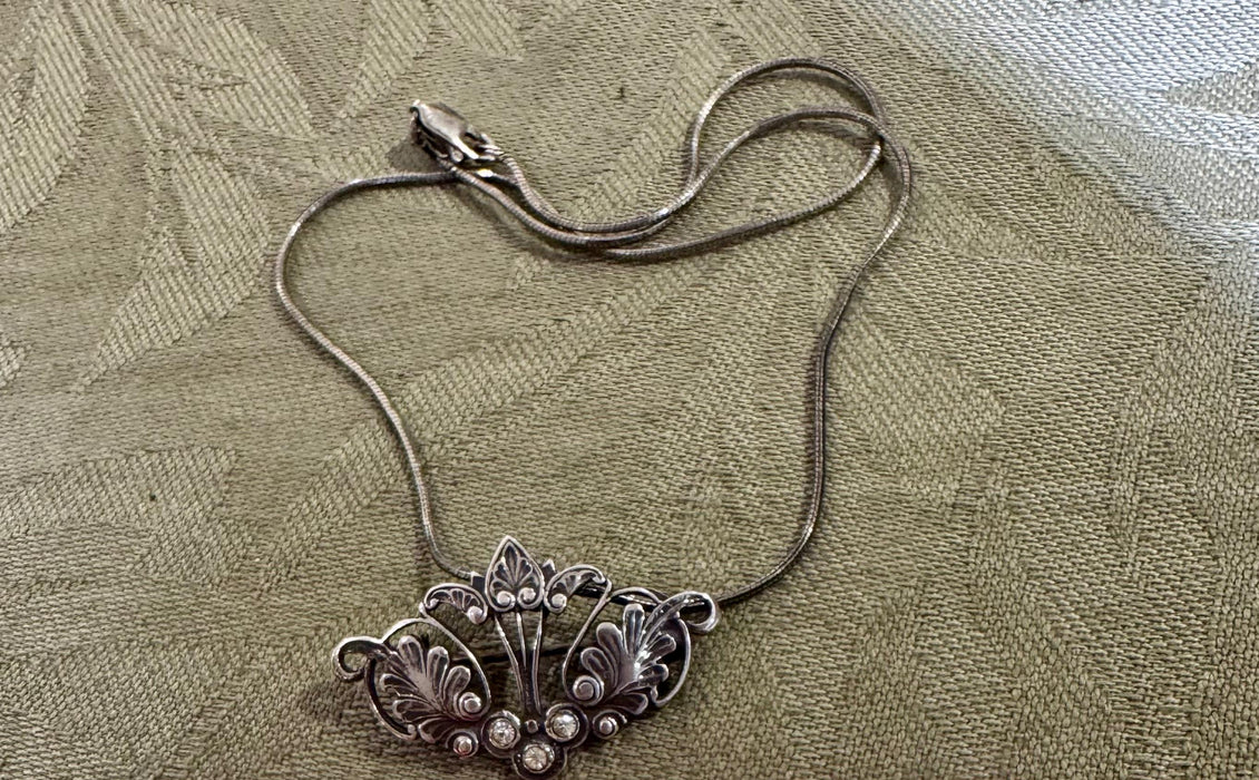 SS Vtg. Floral Pendant Chain