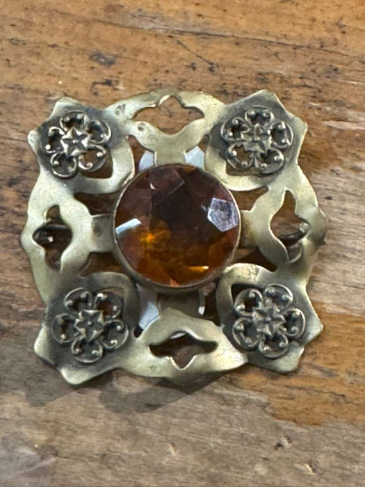 Large round orange stone square pin