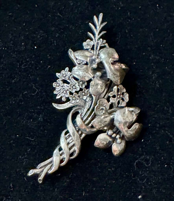 SS Bunch of flowers pin