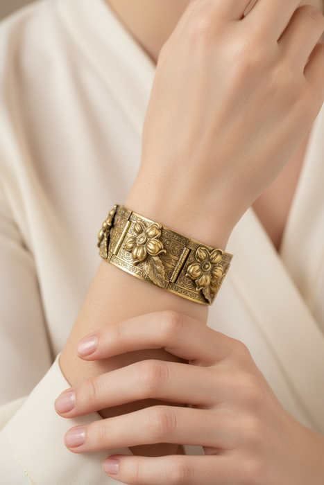 Brass flower bracelet