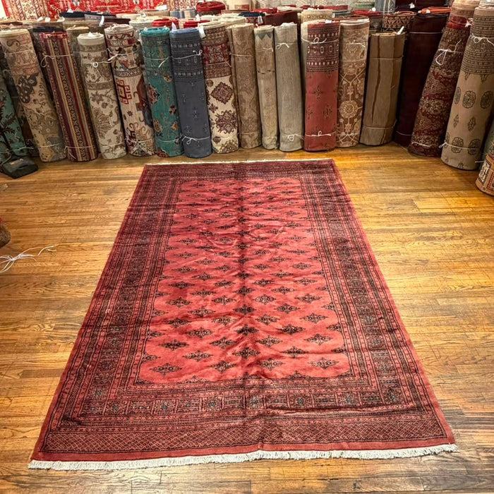 Hand-Knotted Pakistani Bokhara Rug – 100% Wool, 4'6 x 6'6