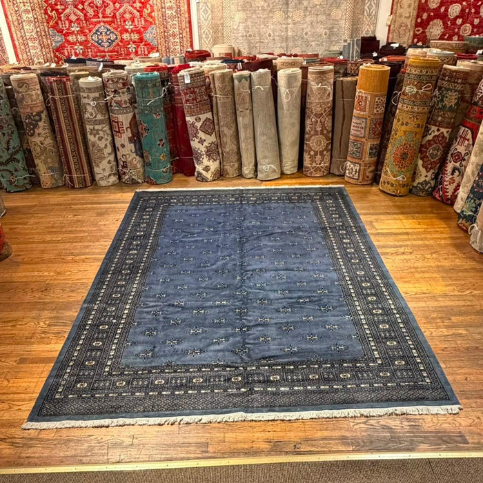 Hand-Knotted Pakistani Bokhara Rug – 100% Wool, size 8' x 10'