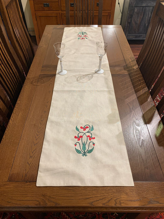 Arts & Crafts Mission style Linen Table Runner