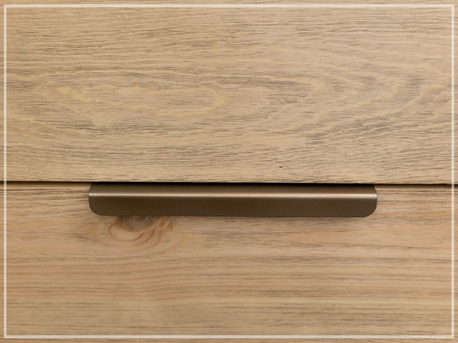 Denali Chest of drawers in Natural Tones