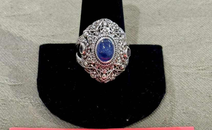 SS La Ring w/ Blue Stones
