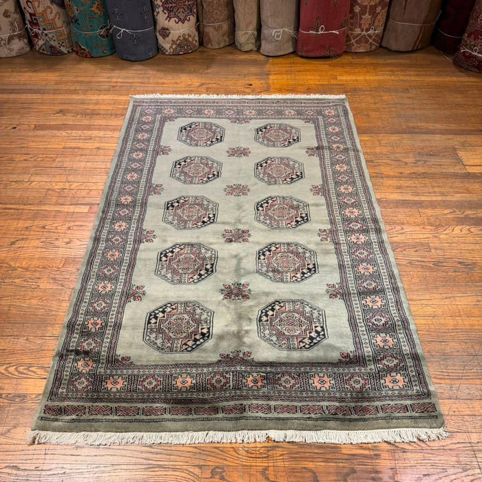 Hand-Knotted Pakistani Bokhara Rug – 100% Wool, 4' 6" x 6' 6"